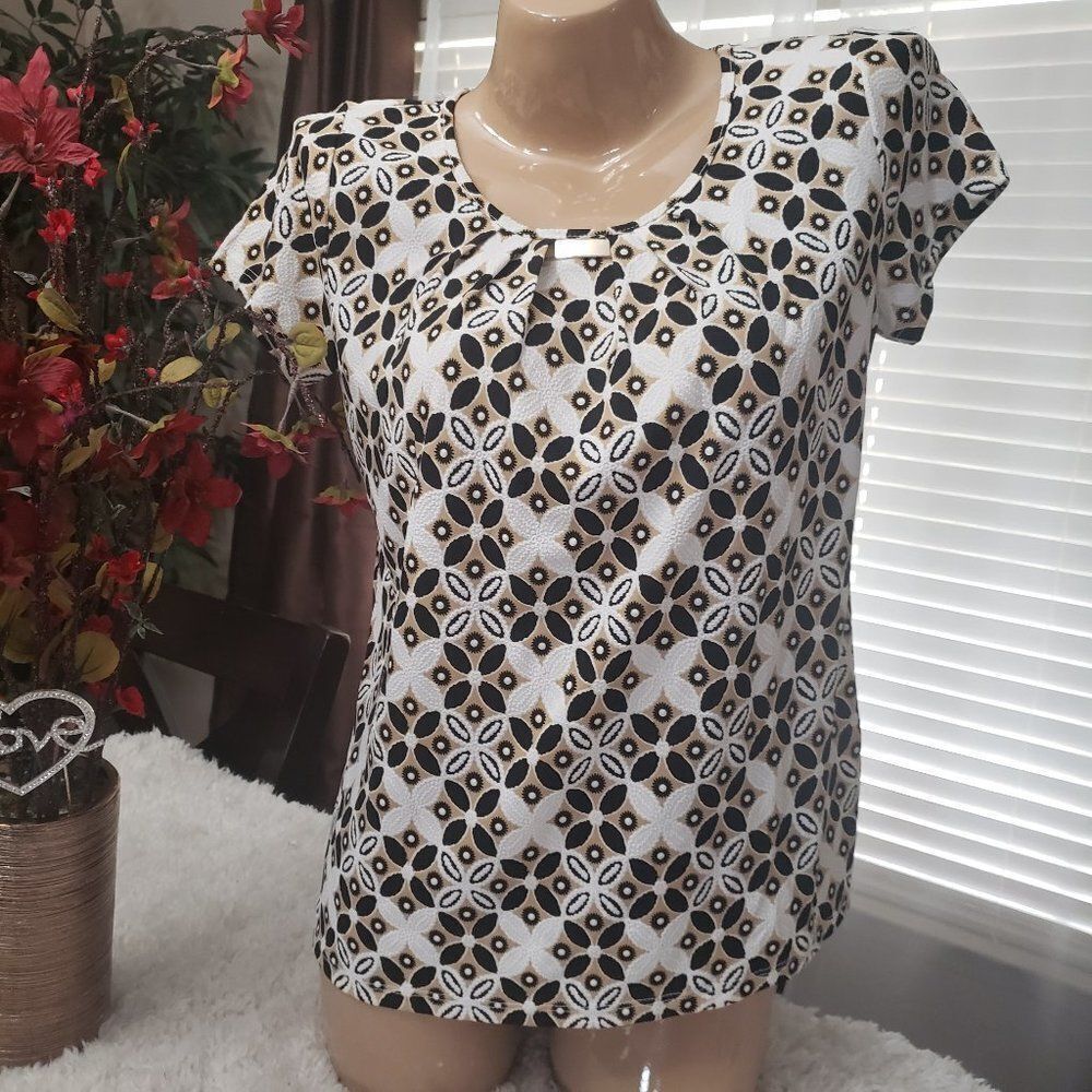 BYdesign short sleeve top blouse NWT